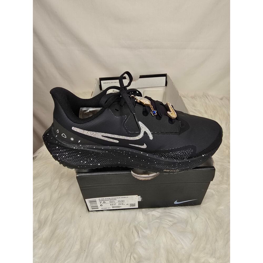 Women's Air Zoom Pegasus 39 Shield Bling Shoes in Black/Silver with Charms